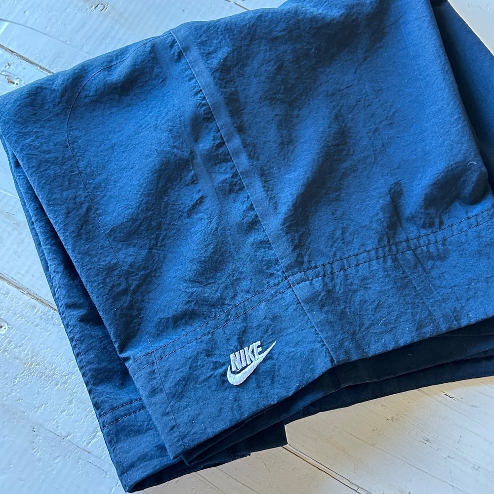 Nike Women Shorts Navy Blue Athletic Casual Size M‎ M(8-10) Knee Length